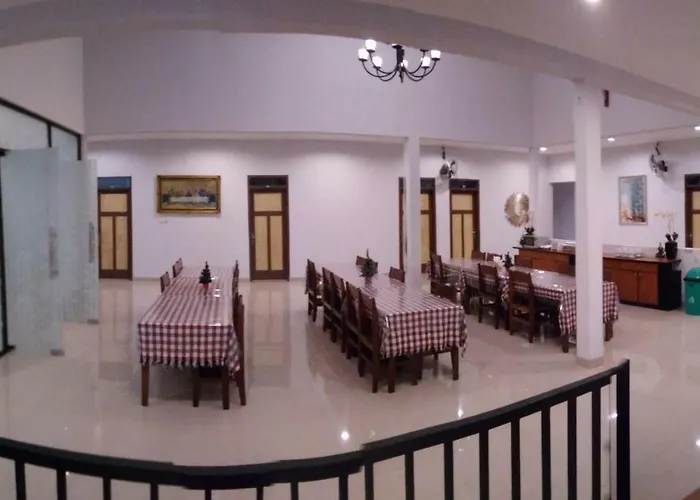 Hotel Rumah Retret Bethania